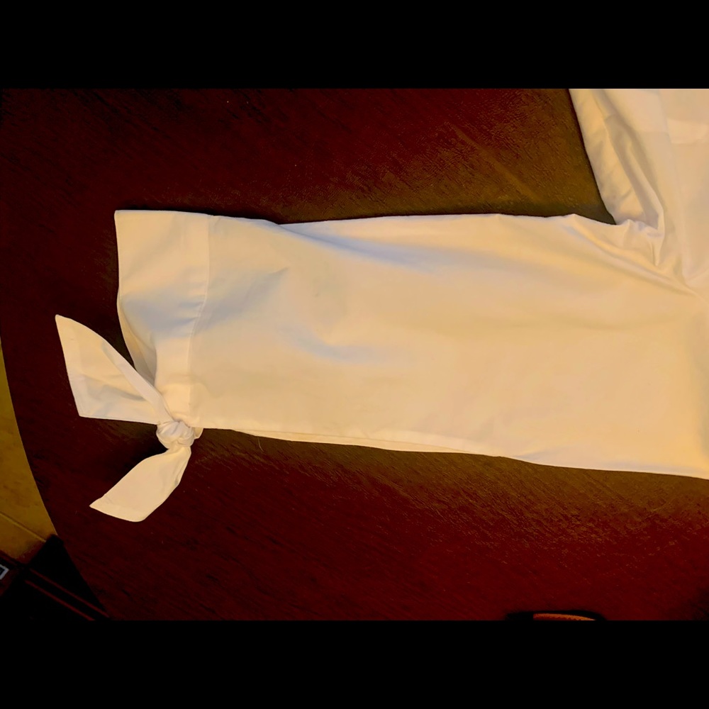 Talbot’s White 3/4 sleeve tunic.